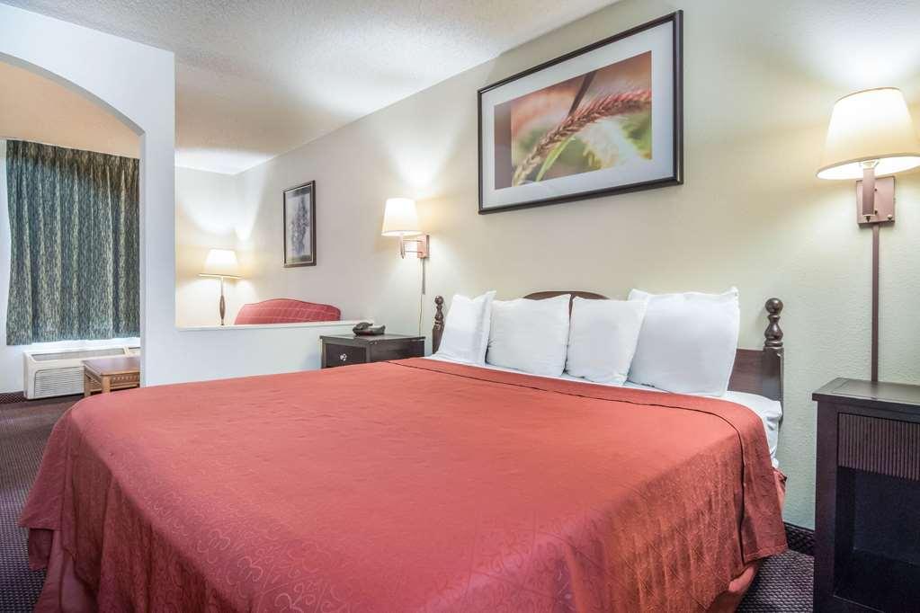 Econo Lodge Inn & Suites Sweetwater Chambre photo